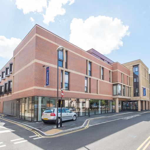 Travelodge Harrogate West Park Exterior photo