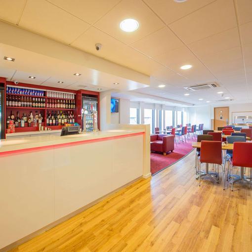 Travelodge Harrogate West Park Exterior photo