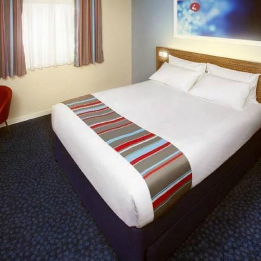 Travelodge Harrogate West Park Exterior photo