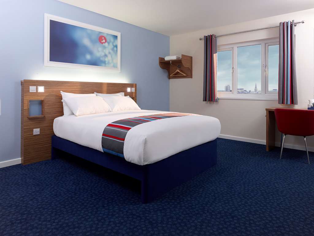 Travelodge Harrogate West Park Room photo
