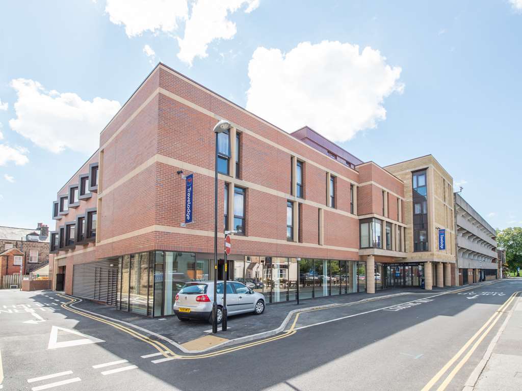 Travelodge Harrogate West Park Exterior photo