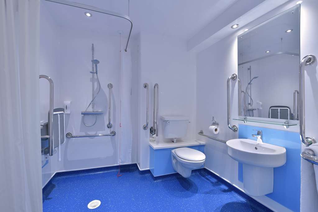 Travelodge Harrogate West Park Room photo